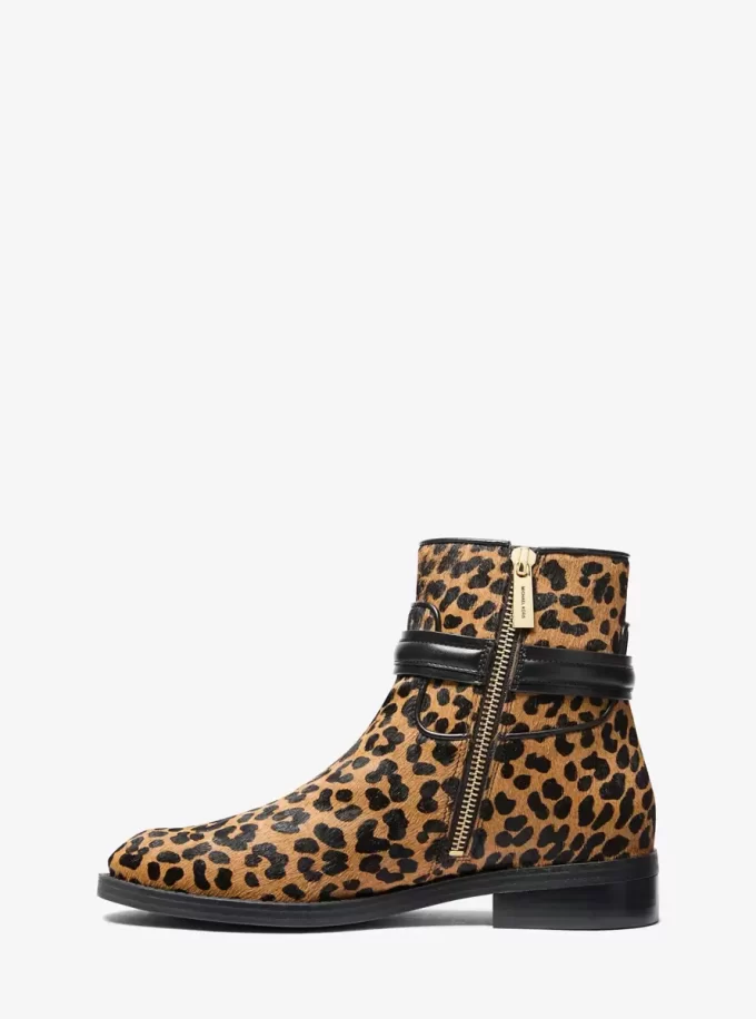 Buty Mindy z nadrukiem w panterkę z sierści cielęcej Buty Mindy z nadrukiem w panterkę z sierści cielęcej