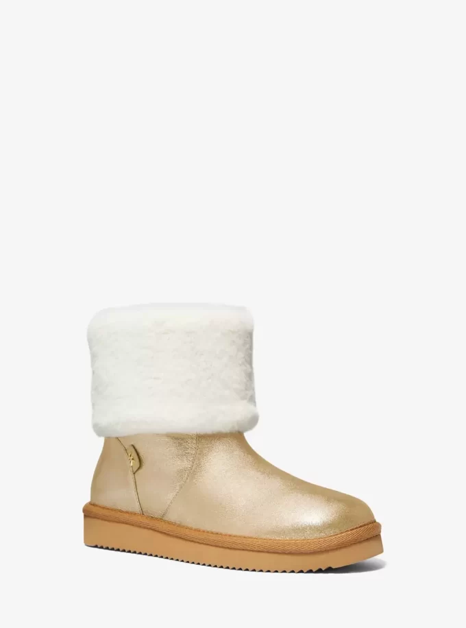 Buty skórzane Julia z metalicznym wykończeniem i sztucznym futrem Buty skórzane Julia z metalicznym wykończeniem i sztucznym futrem