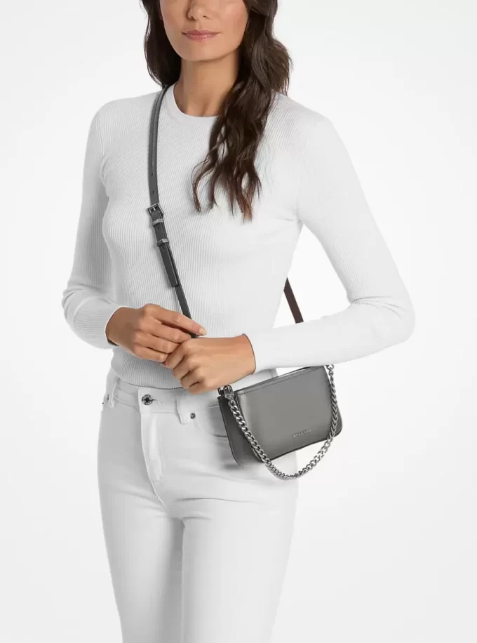 Mała, polerowana, skórzana torba typu crossbody Bryant Mała, polerowana, skórzana torba typu crossbody Bryant