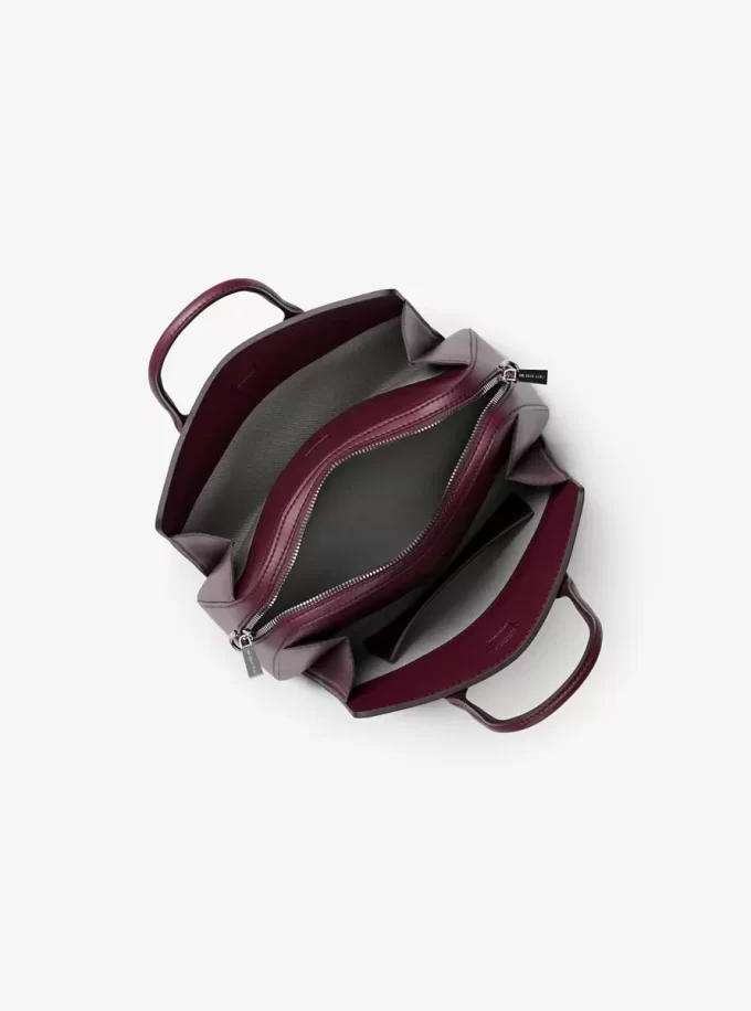 Mała torebka z logo Laila Mała torebka z logo Laila