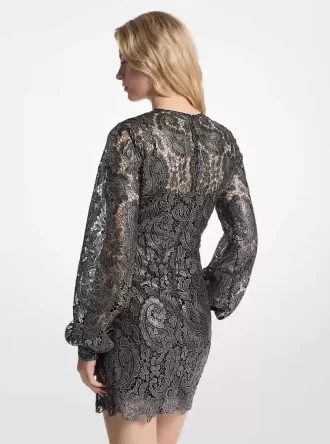 Metaliczna koronkowa mini sukienka w stylu paisley