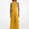 Plisowany, zdobiony kombinezon z żorżety typu halter Plisowany, zdobiony kombinezon z żorżety typu halter