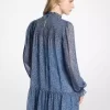 Sukienka z metalicznym nadrukiem paisley i żorżetą Sukienka z metalicznym nadrukiem paisley i żorżetą