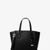 Taryn Mała skórzana torba typu crossbody z możliwością przekształcenia Taryn Mała skórzana torba typu crossbody z możliwością przekształcenia
