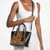Taryn Mała torebka typu crossbody z nadrukiem w panterkę i sierścią cielęcą Taryn Mała torebka typu crossbody z nadrukiem w panterkę i sierścią cielęcą