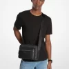 Torba na ramię Hudson z teksturą i logo z podpisem i aparatem Torba na ramię Hudson z teksturą i logo z podpisem i aparatem
