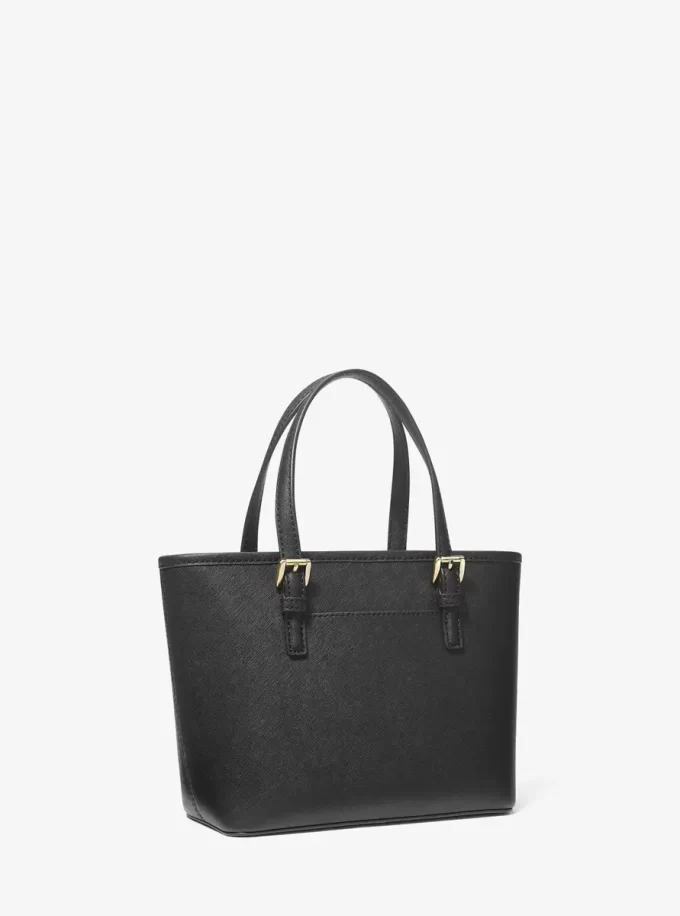 Torba podróżna Jet Set Travel Extra-Small ze skóry saffiano z zamkiem błyskawicznym od góry Torba podróżna Jet Set Travel Extra-Small ze skóry saffiano z zamkiem błyskawicznym od góry