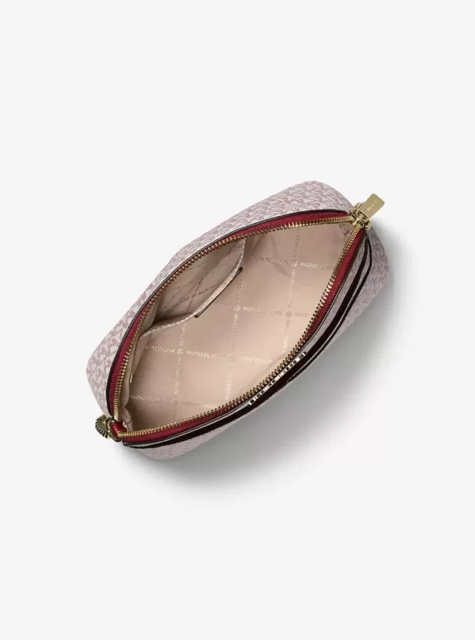 Torba podróżna Jet Set Travel Medium Signature Logo Dome Crossbody Torba podróżna Jet Set Travel Medium Signature Logo Dome Crossbody