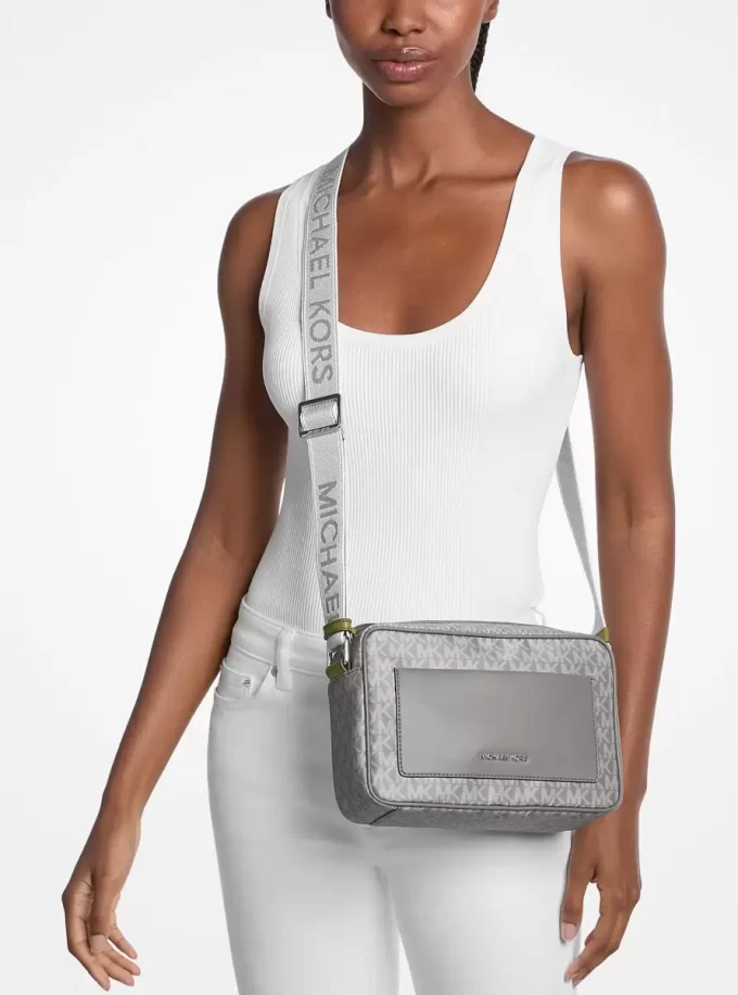Torba typu crossbody Jet Set z dużym nadrukiem i logo Torba typu crossbody Jet Set z dużym nadrukiem i logo