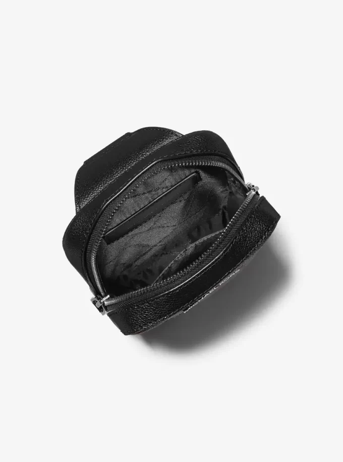 Torba typu sling Cooper Medium z graficznym logo Torba typu sling Cooper Medium z graficznym logo