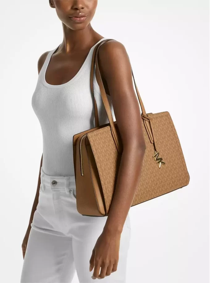 Torba typu tote Laila Medium Signature Logo Torba typu tote Laila Medium Signature Logo
