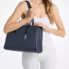 Torba typu tote Laila Medium Signature Logo Torba typu tote Laila Medium Signature Logo
