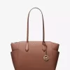 Torba typu tote Marilyn Medium Leather Saffiano Torba typu tote Marilyn Medium Leather Saffiano