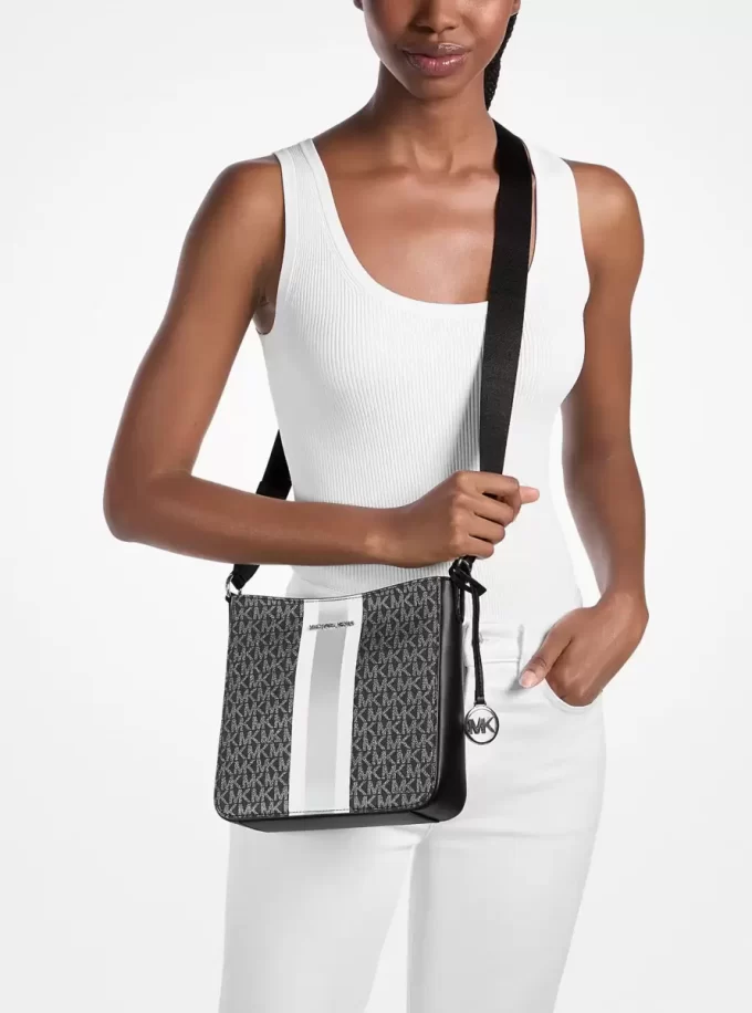 Torebka typu crossbody Jet Set Small Signature Logo Stripe Torebka typu crossbody Jet Set Small Signature Logo Stripe